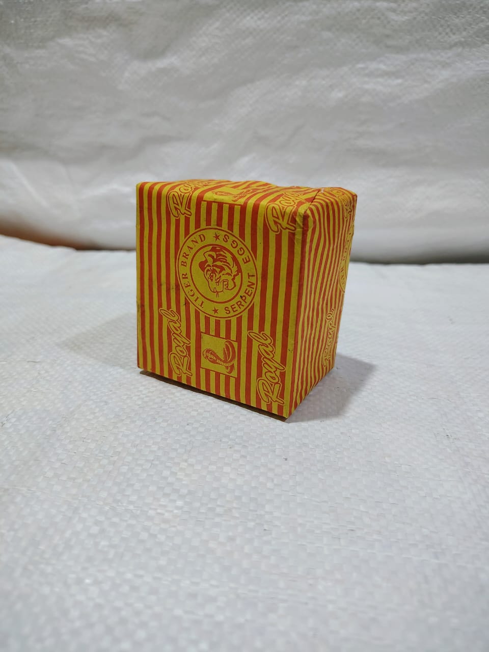 velan crackers